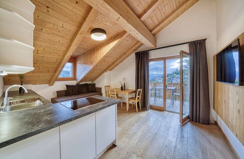 Nova Ponente Apartment | Luxury Apartment "Weißhorn" with Mountain View and private Steam Sauna