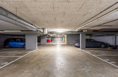 Museum Quarter Apartment | Luxury Apartment with spacious living room