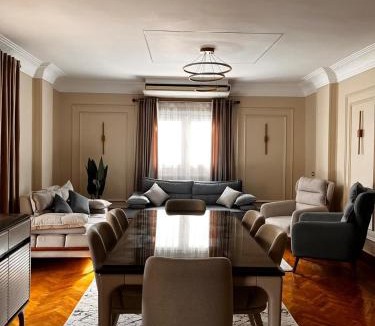 Taqseem Laselky Apartment | Luxury apartment with a great view in the center of Maadi