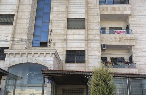 Al Jubeiha Apartment | Luxury Apartment with complete furniture in Amman