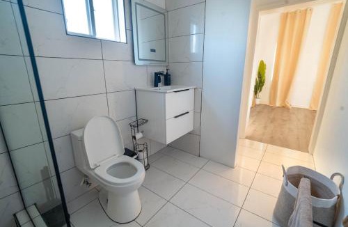 Buckleys Village Apartment | Luxury Apt with Amazing Views