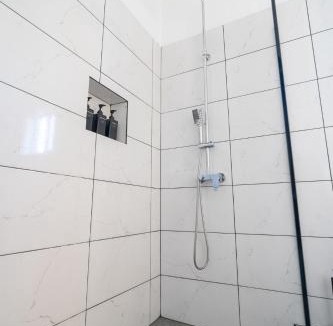 Buckleys Village Apartment | Luxury Apt with Amazing Views