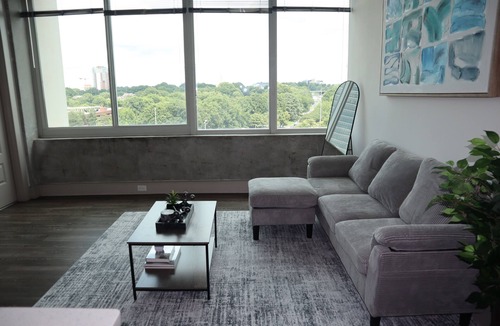Peachtree Center Apartment | Luxury Atlanta Retreat: Minutes from Downtown, Dining & Attractions