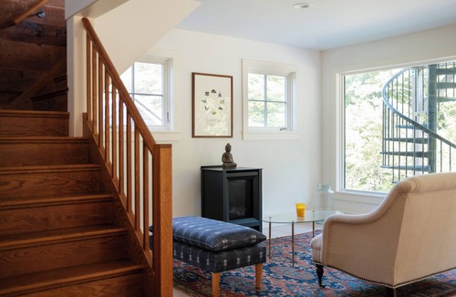 East Chatham House | Luxury Barn Retreat — All-Season Escape Awaits!