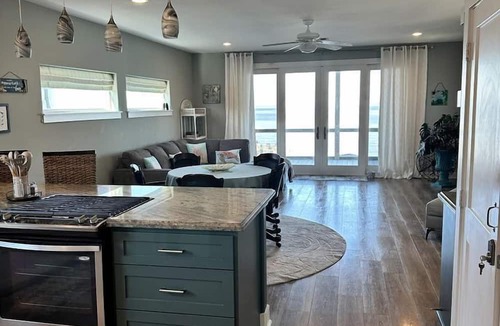 Bacliff House | Luxury Bayfront Escape with Hot Tub & Fireplaces in Bacliff, Texas