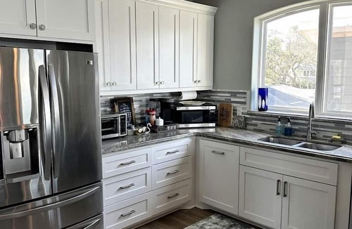 Bacliff House | Luxury Bayfront Escape with Hot Tub & Fireplaces in Bacliff, Texas