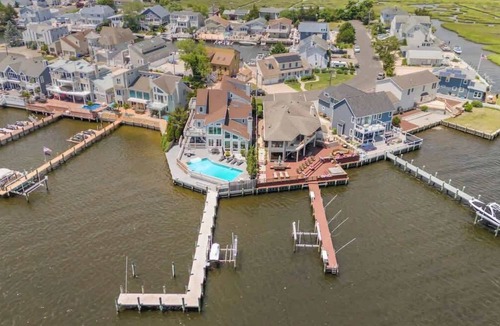 Osbornsville House | Luxury Bayfront Retreat w/Pool, Game Room & Dock