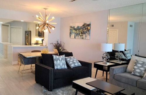 North Redington Beach Condo | Luxury Beachfront Retreat with Gulf Views at the Tides Beach Club