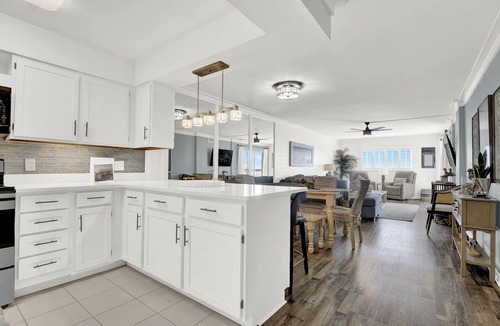 Biltmore Beach Condo | Luxury Beach Front Newly Renovated Spacious Condo 3 BR 2 BA Deluxe Shoreline