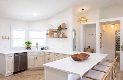Marineland Acres House | Luxury Beach Haven + Golf Cart