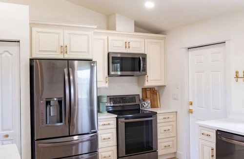 Marineland Acres House | Luxury Beach Haven + Golf Cart