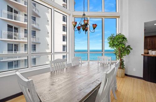 Brush - Stewarts House | Luxury Beach Penthouse Villa Ocean Walk Resort