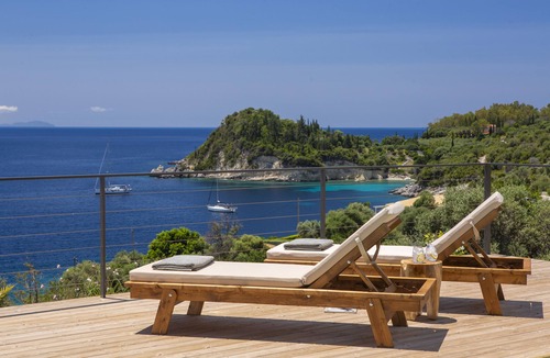 Evgiros Villa | LUXURY BEACH VILLA private pool sea views 50M FROM THE AMMOUSSA BEACH