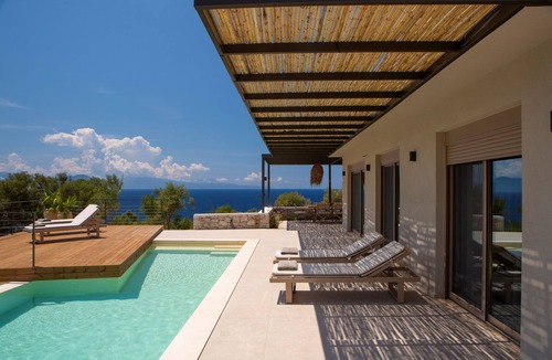 Evgiros Villa | LUXURY BEACH VILLA private pool sea views 50M FROM THE AMMOUSSA BEACH