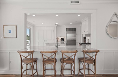 Gulf District Condo | LUXURY BEACHFRONT CONDO IN WATERCOLOR! Corner unit - July 25-31st available!
