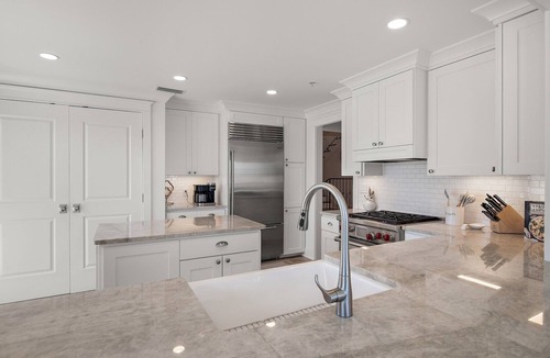 Gulf District Condo | LUXURY BEACHFRONT CONDO IN WATERCOLOR! Corner unit - July 25-31st available!