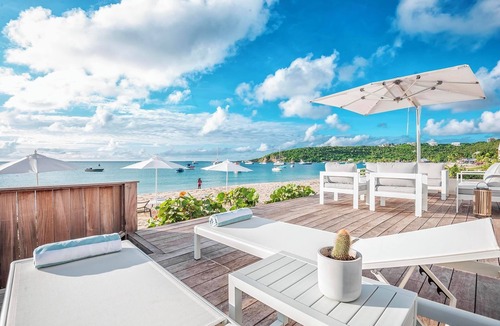 Sandy Ground Apartment | Luxury Beachfront Enclave Unit 1