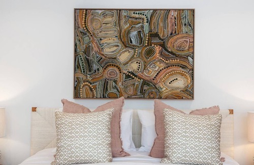 Sunshine Coast Apartment | Luxury beachfront 3 bedroom apartment @ Coolum First Bay