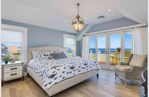 Sagamore Beach House | Luxury Beachfront Cottage