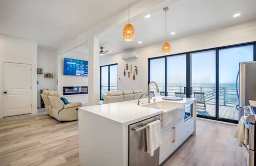 Freeport House | Luxury Beachfront Retreat w Gulf & Wetland Views - Game Room - 4 Decks-Sleeps 16