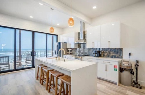 Freeport House | Luxury Beachfront Retreat w Gulf & Wetland Views - Game Room - 4 Decks-Sleeps 16