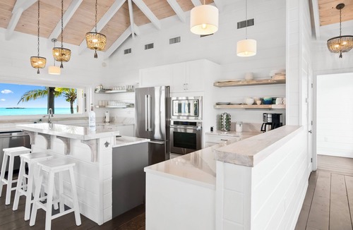 Forbes Hill Villa | Luxury Beachfront Villa on Exuma's best Private Beach with Infinity Pool