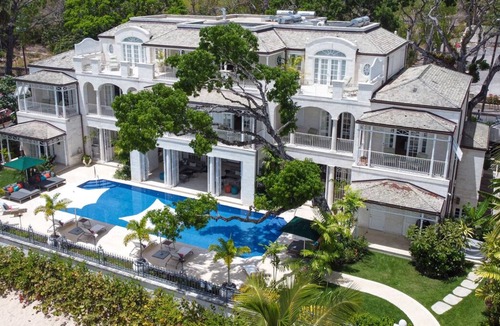 Old Trees Bay Villa | Luxury Beachfront Villa - Kiko (6 bed)