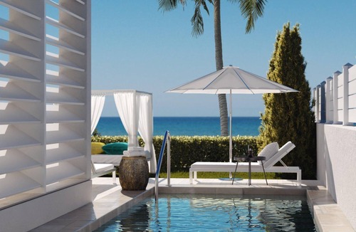 Lower Carlton Villa | Luxury Beachfront Villa - Cook & Housekeeper included