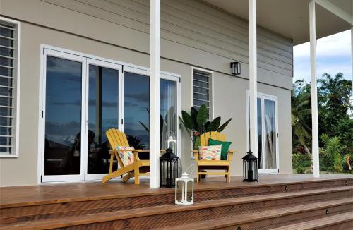 Maninoa Villa | Luxury Beachside Home