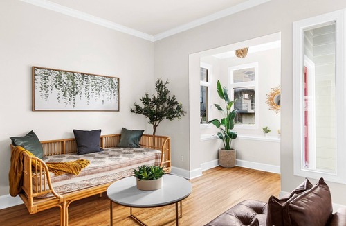 Birmingham House | Luxury BOHO Highland Park Townhouse