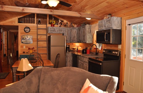 Westminster Cabin | Luxury cabins in the foothills of the Blue Ridge Mountains