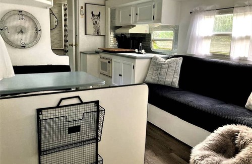 Markdale House | Luxury Camping with Llamas for an Ontario Glamping Farm Experience