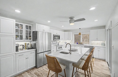 West Barnstable House | Luxury Cape Escape w/Saltwater Pool Near Sandy Neck, sleeps 10!