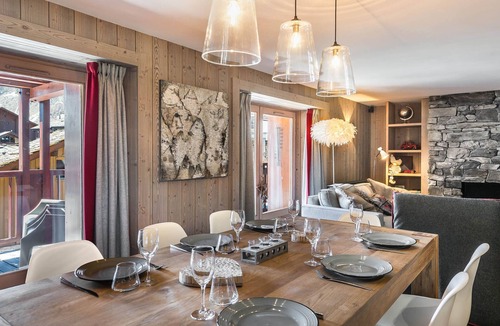 Val-d'Isere Apartment | Luxury Central Apartment with Ski Access & Stunning Views