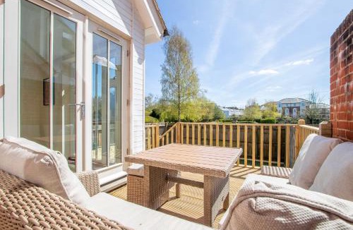Canterbury House | Luxury Central Home 2,5 Baths - Superking bed, secure FREE parking