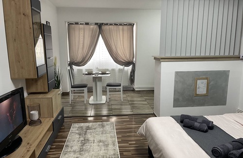 Hunedoara Apartment | Luxury Central Studio/Hunedoara/romania
