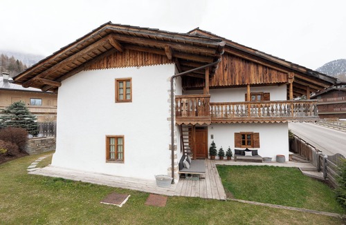 Cortina d'Ampezzo Ski Chalet | Luxury Chalet with Private Sauna and Gym