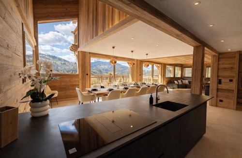 Travexin Ski Chalet | Luxury chalet 270m² ✨ Spa, sauna, hammam & panoramic view