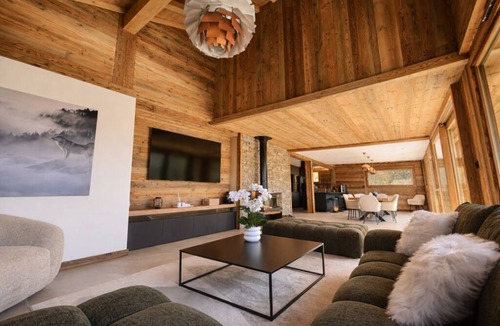 Travexin Ski Chalet | Luxury chalet 270m² ✨ Spa, sauna, hammam & panoramic view