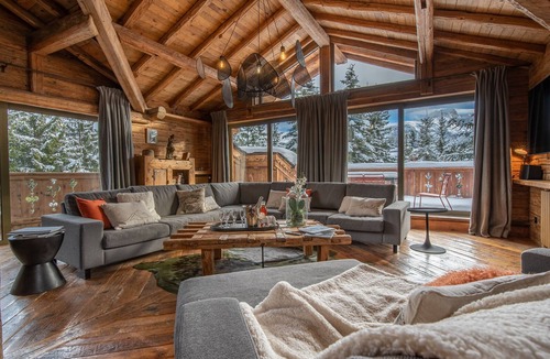 Courchevel Ski Chalet | Luxury Chalet in Courchevel with Pool, Hammam and Sauna
