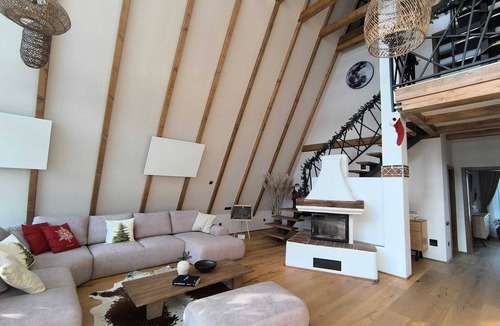 Moisei Ski Chalet | Luxury Chalet Rafenstein with hot tub & WiFi