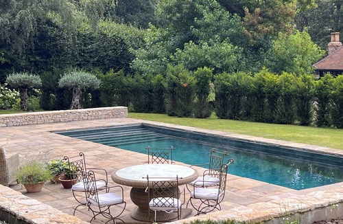 Walton-on-Thames House | Luxury characterful home in 1 acre with pool in Burhill Park Golf Club, Surrey