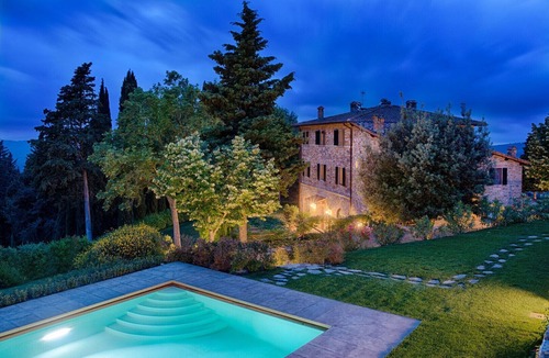 Panzano in Chianti Apartment | Luxury Chianti between Grapes in Panzano Chianti