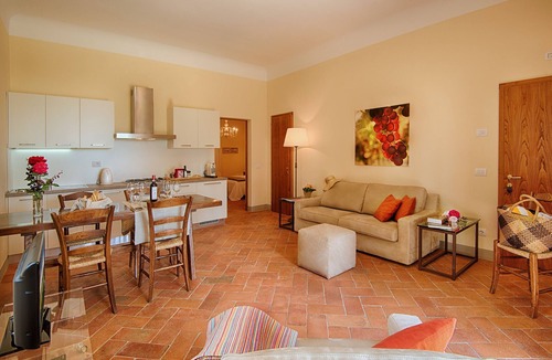 Panzano in Chianti Apartment | Luxury Chianti with 2 Bedrooms in Panzano Chianti