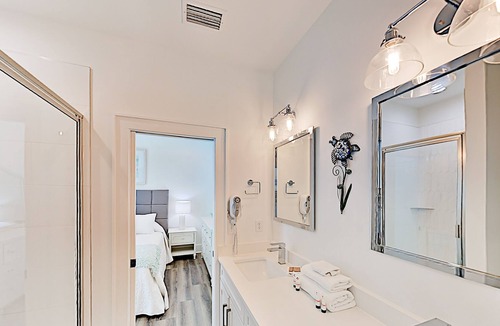 Gulf Shores House | Luxury Coastal Cottage on Little Lagoon – Resort-Style Pool, Steps to Beach!