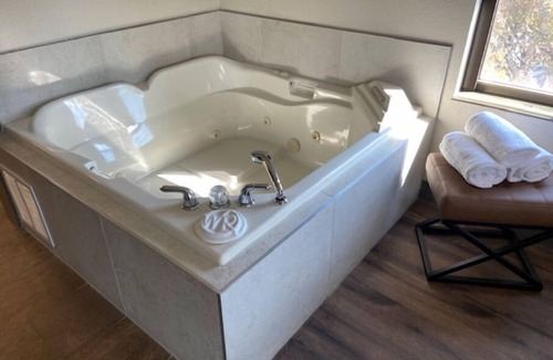 Branson Resort | Luxury condo available for the week of fourth of July in Branson Mo