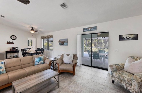South Gulf Cove Villa | Luxury Contemporary Style Villa on Charlotte Harbor Area, Charlotte County Villa 5861