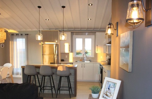 Caraquet Cottage | Luxury cottage on the beach- Baie des Chaleurs