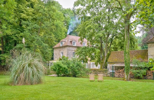 Ully-Saint-Georges House | Luxury country house