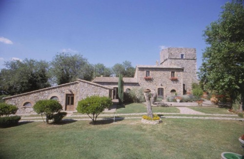 Castel Viscardo House | Luxury Country House for private and relaxing vacations
